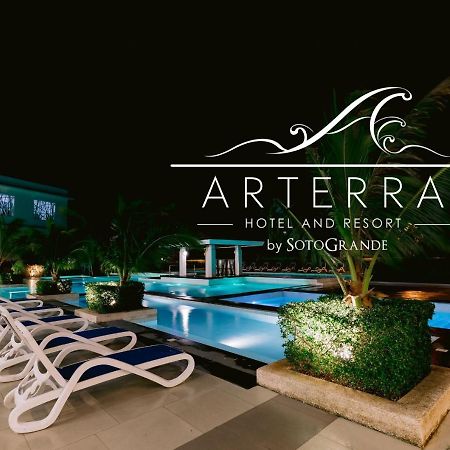 Arterra Hotel And Resort Lapu-Lapu City Bagian luar foto